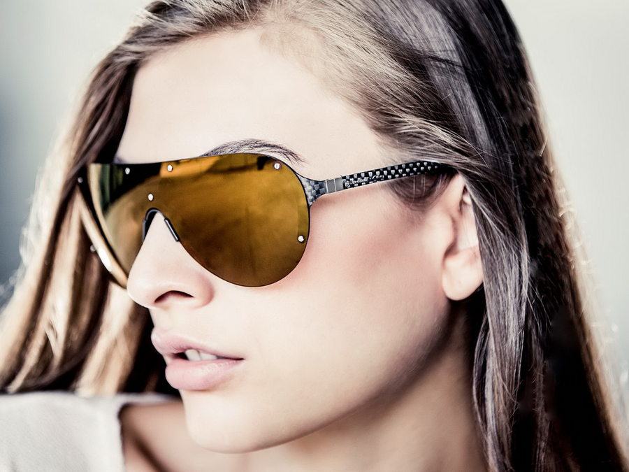 red-bull-sonnenbrille-2560-1440-45-5png