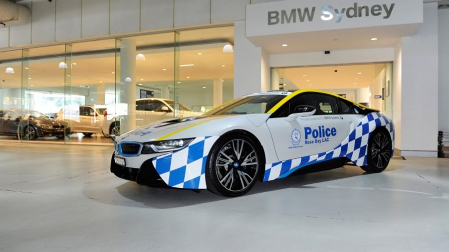 澳洲新南威爾斯警局採用BMW i8擔任警用巡邏車。