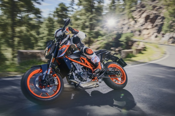 KTM 690 DUKE R 2016新車款上市