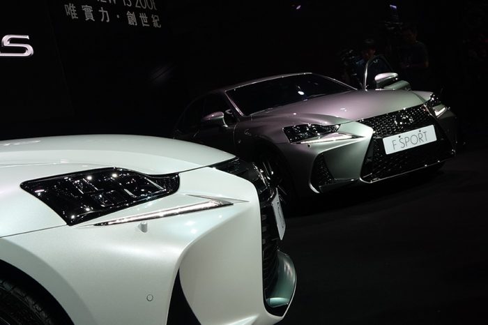 一分鐘認識改款 Lexus IS200t