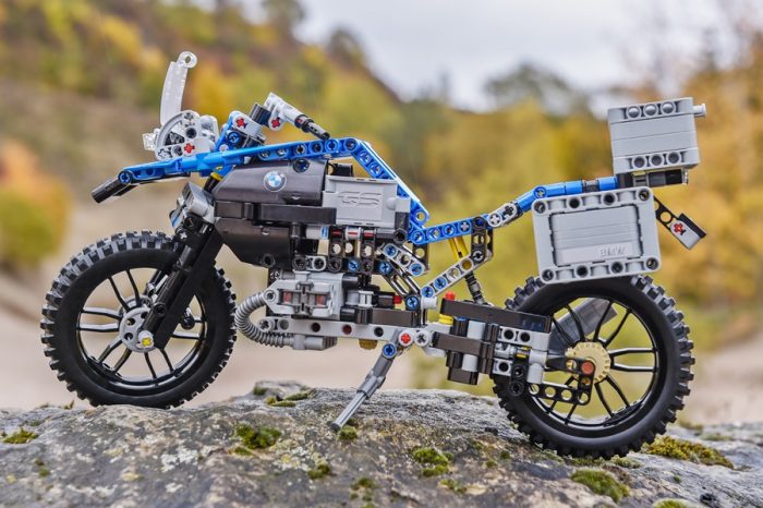 掏錢，樂高迷！ BMW與LEGO打造R 1200 GS Adventure重機積木