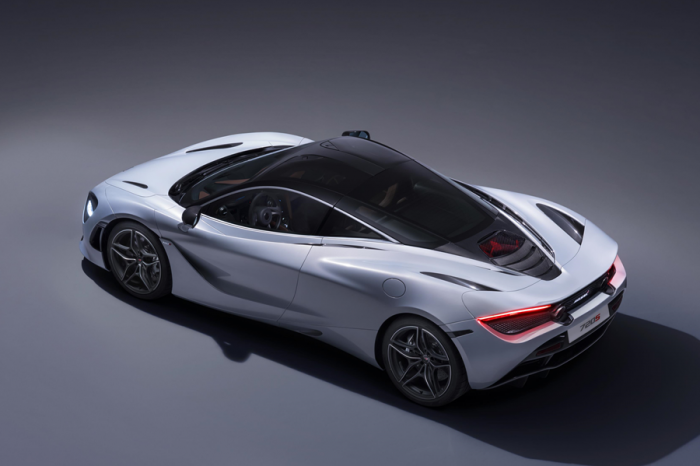 不遮了！ McLaren 720S本尊終於現身