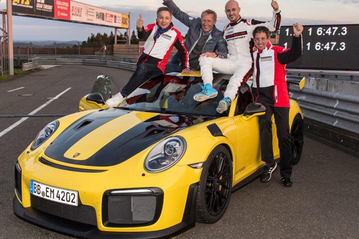 竟然不到7分鐘！恭喜Porsche 911 GT2 RS登上最速量產後驅車王座！