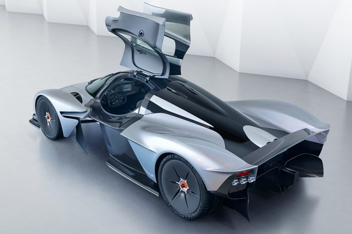 量身打造頂級超跑！Aston Martin Valkyrie提供前所未有的超完善客製化服務！