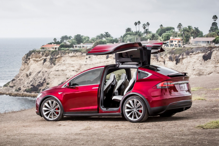 特斯拉將替旗下Model S、Model 3、Model X控制模組增加露營與開趴模式
