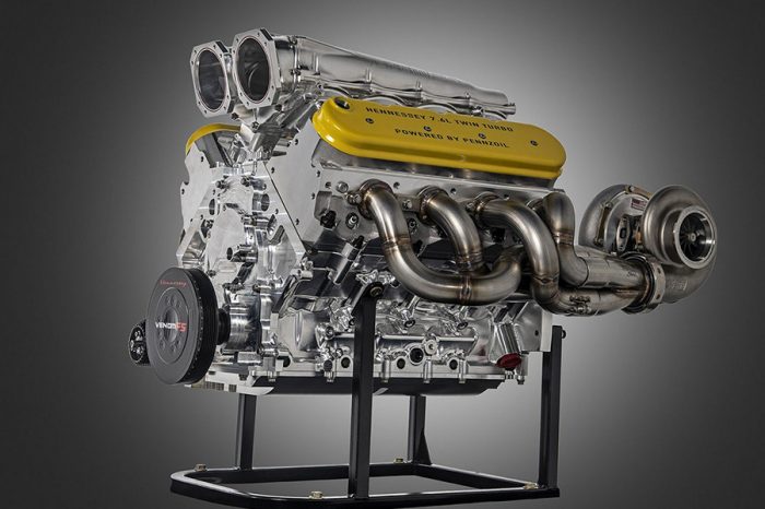 1,600匹馬力的引擎看起來有多威？Hennessey Venom F5要突破482km/h！