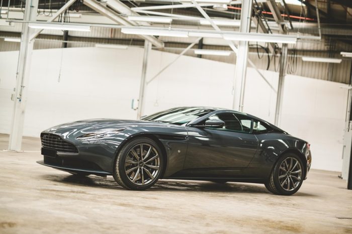 防彈車一定笨重??這輛防彈DB11只增加150公斤！