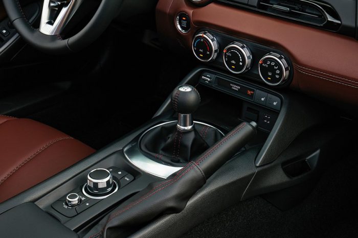 多少Mazda MX-5買家還未放棄手排變速箱？