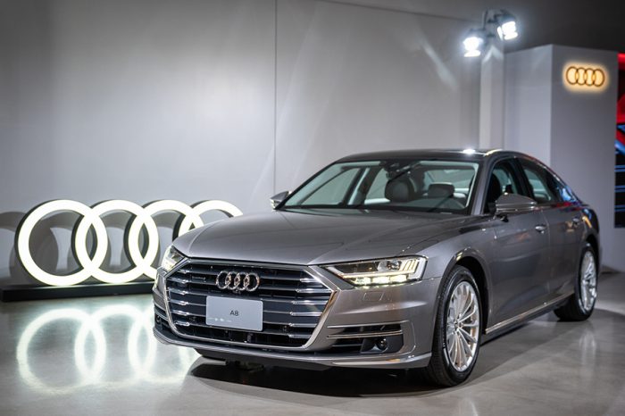 引頸期盼終於登台！旗艦科技Audi A8上市(影片)