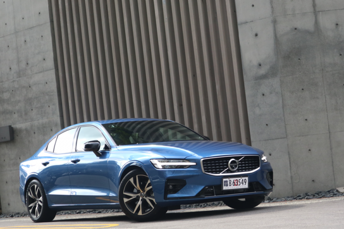 《Volvo S60 T5 R-Design試駕》 跑車性格到底跟Volvo合不合?