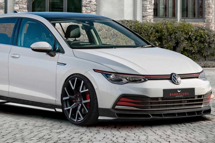 原廠的2020 VW Golf GTI在JMS的改裝作品面前反而顯得溫和許多