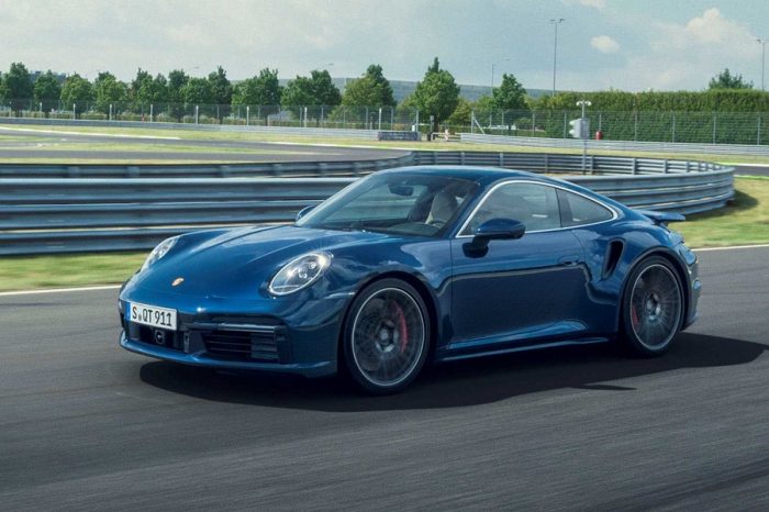 威名遠播45年！Porsche 911 Turbo登場！