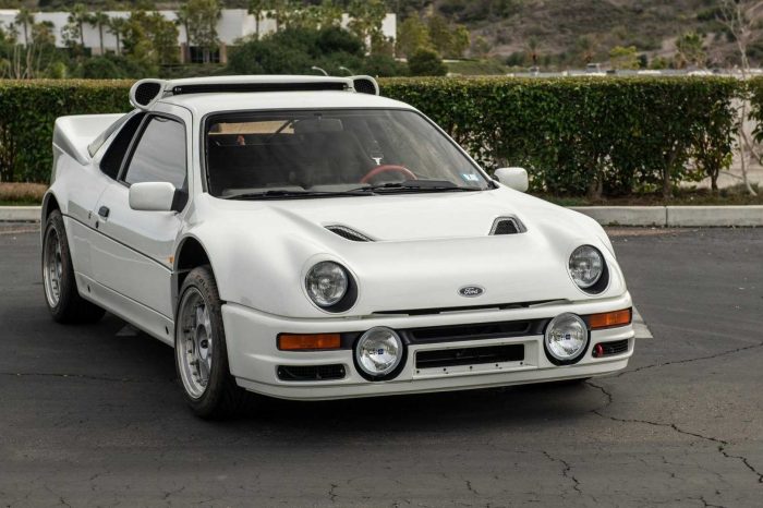 極稀有的 1986 Ford RS200 Evolution 在拍賣網站上已喊超過 800 萬元！