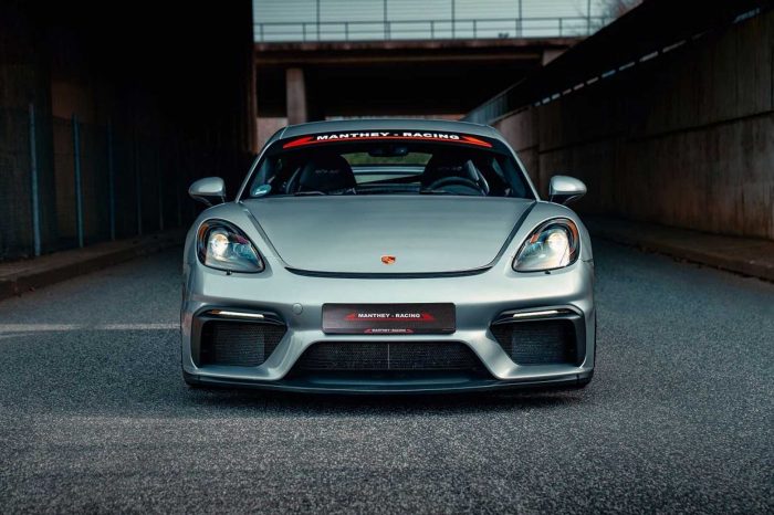 Manthey Racing 銳化的 Porsche 718 Cayman GT4 MR 更適合賽道環境