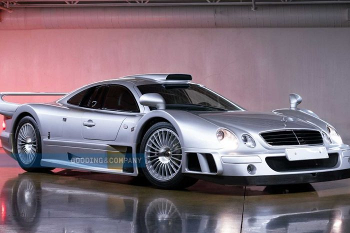 Mercedes-Benz CLK GTR 罕見出現在員石灘汽車拍賣會