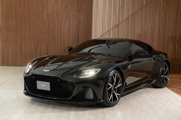 英倫特務的桀驁風骨 ASTON MARTIN 007 EDITION