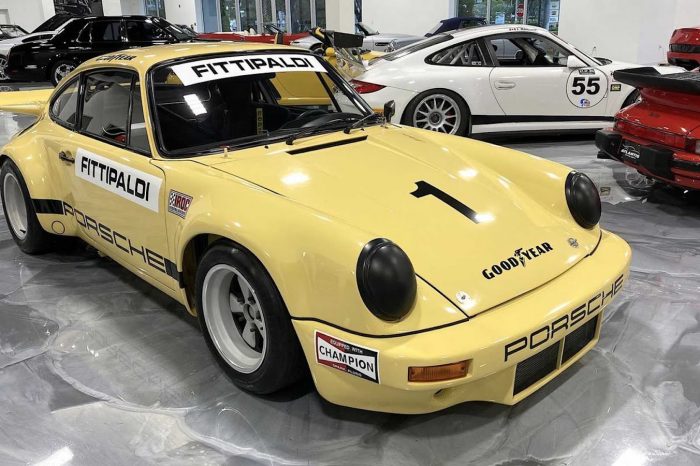 大毒梟 Pablo Escobar 曾經的愛車 Porsche 911 RSR IROC 正在拍賣