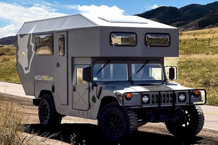 硬派如 Hummer H1 也可以變身成「全都有」的探險露營車屋