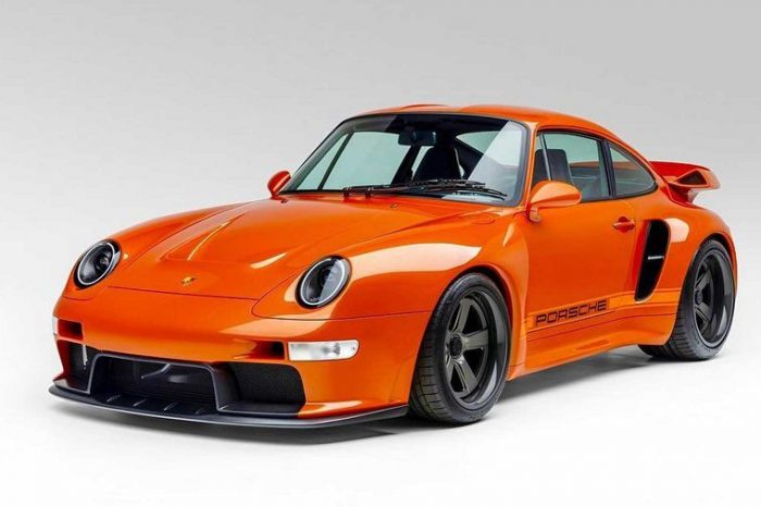 強大的動力和 Gunther Werks 的碳纖維車體讓經典的 Porsche 911 更具魅力