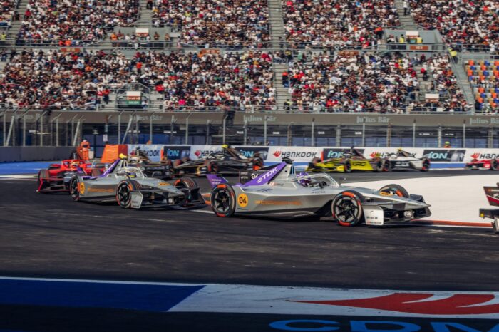 ABB FIA電動方程式世界錦標賽第二回合 四部保時捷賽車於墨西哥站挺進前9名