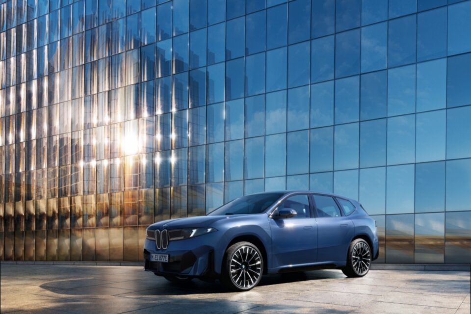 NEUE KLASS 新世代 BMW iX3豪華純電休旅預售正式啟動